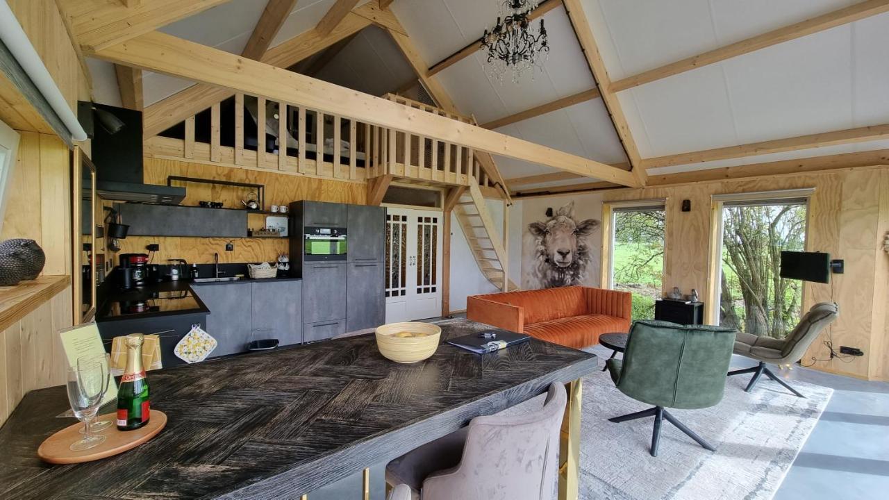 City Farmers Lodge, A Guesthouse With A Skyline View In Rural Amsterdam Eksteriør billede